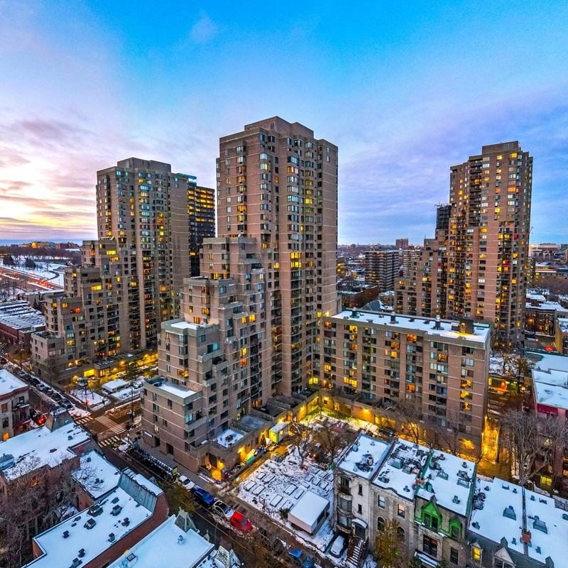 The La Cit&eacute; Apartments in Montreal. (Courtesy Avison Young)