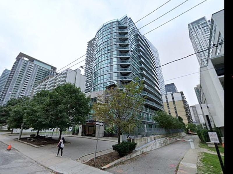 150 Roehampton Ave., in Toronto. (Google Maps)