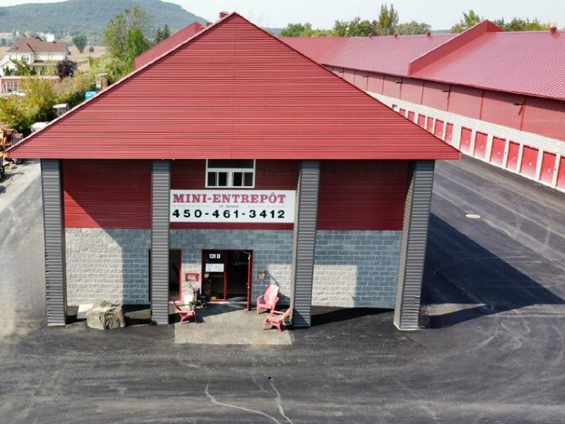 Margaux REIT recently purchased this self-storage property outside Montreal for $12.5M. (Courtesy Margaux REIT)