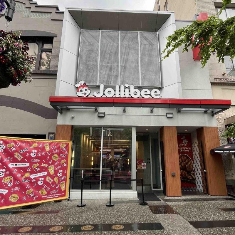 A Canadian Jollibee location. Jollibee hopes to expand its footprint in Canada. (Courtesy Jollibee)